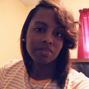 Meet your Posher, Yolanda